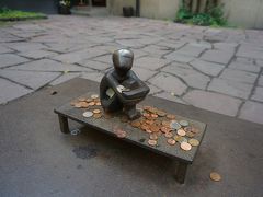 フィンランド教会のアイアンボーイ。
思った以上に小さい！思わず通り過ぎそうになりました。