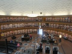 そしてこちらも行きたかった市立図書館。
本当に芸術的。これが地元にあったら毎日通います。