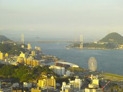 ☆Yamaguchi-Shimonoseki★

下関の海峡ゆめタワーへ。
夕暮れの関門大橋が見える。