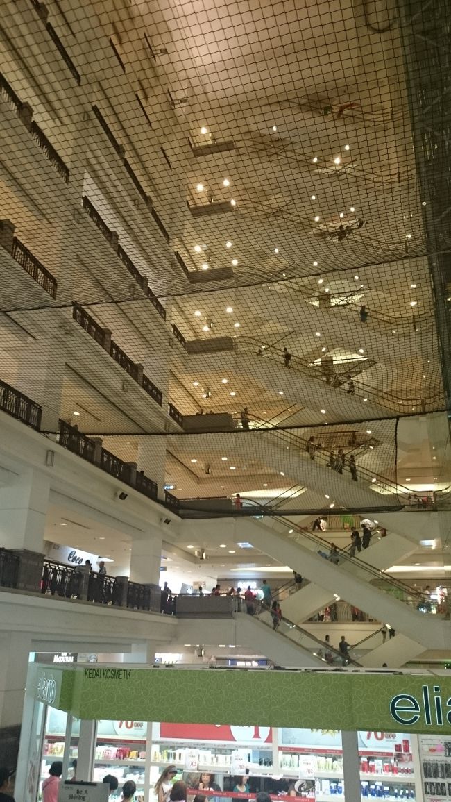 ベルジェアタイムズスクエアーにきました！<br />