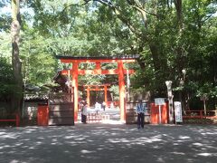 河合神社は下鴨神社の境内にある小さな神社です。