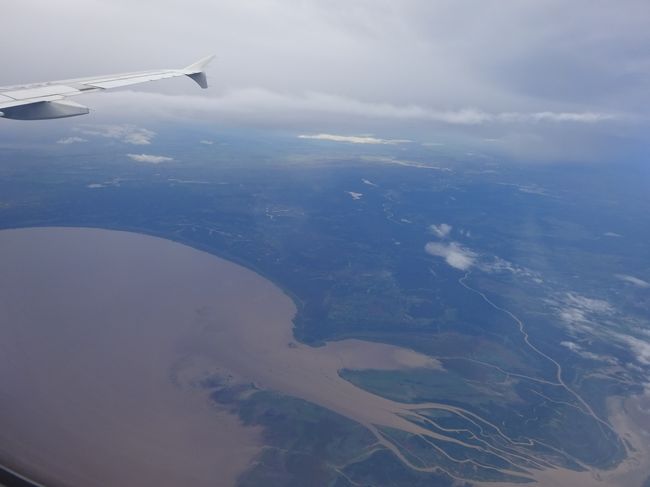 40分もするとトンレサップ湖が見えて来ました
