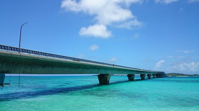 本当はこの橋を渡って池間島に行きたかったけど、なんせ１日しかないので泣く泣くカット…