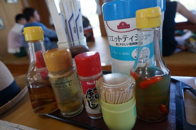 宮古島では途中からカレー粉を入れて味を変えて食べるそうです。ダシをいかしたカレーうどんのような味になり、これもアリでした♪