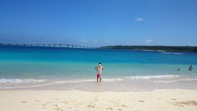 砂山ビーチで泳げなかった分、ここでは存分に泳ぎます！！