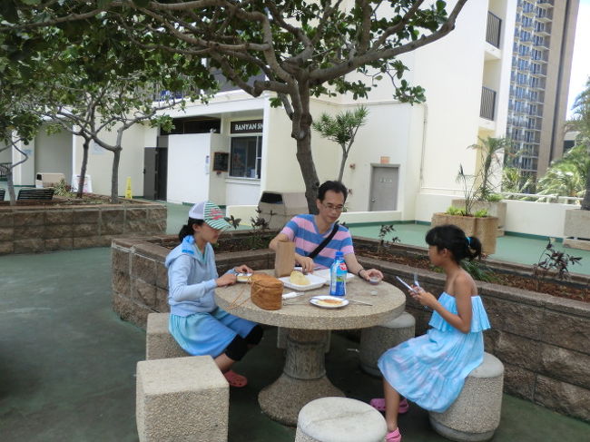 その後　こっち側のエグスンで買ったパンケーキをおやつに。<br />６Ｆで食べます。<br /><br />このエリアが本当に有効です。<br />バニヤン、居心地いいなと思いました。