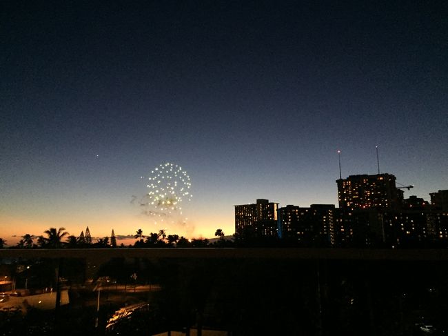 金曜にはワイオルを予約しなくても、特等席で花火が見られます。<br /><br />