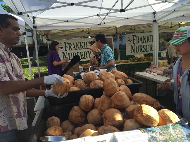 ６ドル持って長女が自ら買いに行きました。人が飲んでいるとおいしそうに見えるよね。