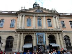 ノーベル博物館を訪ねることにしました。

この日は無料開館。

わーい、と言いたいところですが、ストックホルムカードを持っているので、どのみち無料で入れるんだＹＯ！

