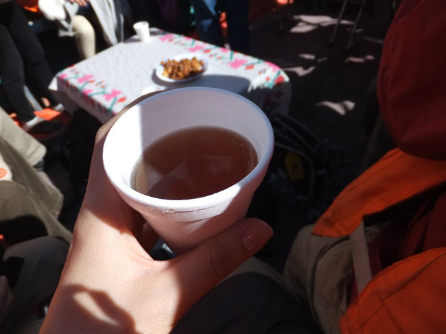 ホットの紅茶。<br />初めてチャイ以外の紅茶の飲み物が出てきた！