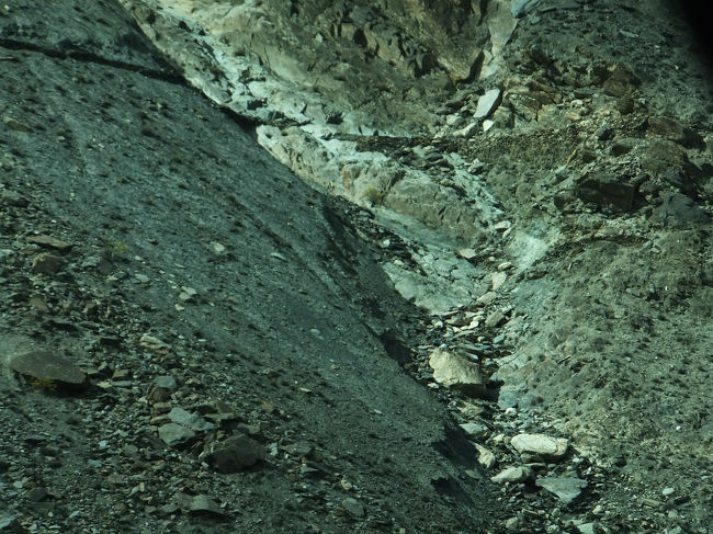 側面から見たら、こんな感じ。<br />