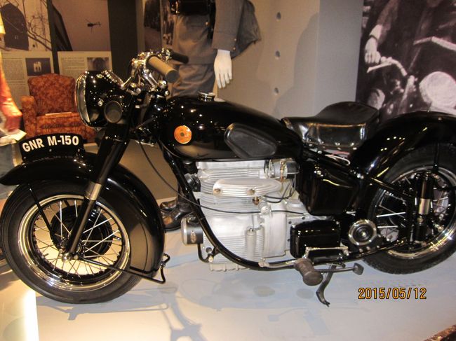 サンタ・ジュスタノエレベータ近くの、軍関係の博物館。