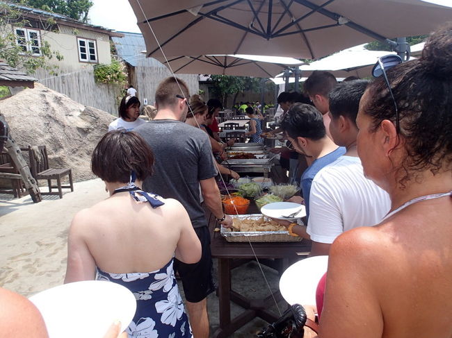 メニューもアントンより豊富です。