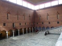 ストックホルム市庁舎。
ノーベル賞受賞祝賀晩餐会会場のブルーホール。