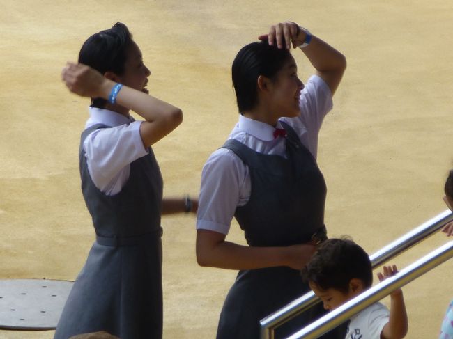 宝塚歌劇の学生さんもいらっしゃってました。