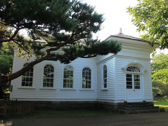 函館公園内には、旧函館博物館の建物が２棟残されています。