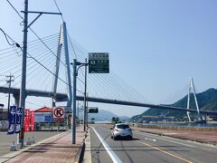 生口橋が見えた。あれを渡って因島から生口島へ。