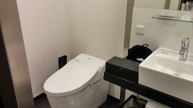 トイレはもちろんウォシュレットつき(使わないけど笑)