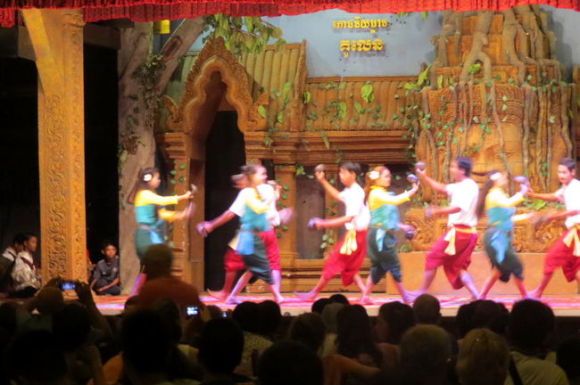 盆踊りみたいなものかな？