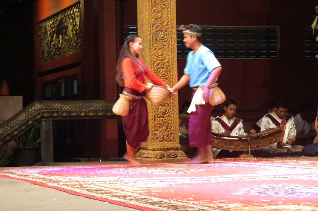 ドジョウをたくさんくれたら、OKよ・・・？