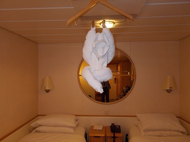 これは、バスタオルとハンドタオルで作られた猿。