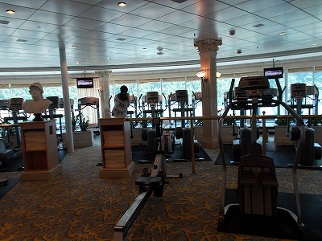 運動靴・Ｔシャツ・短パンで器具を使ったアスレチックが使用できます。<br /><br />もちろん無料です。