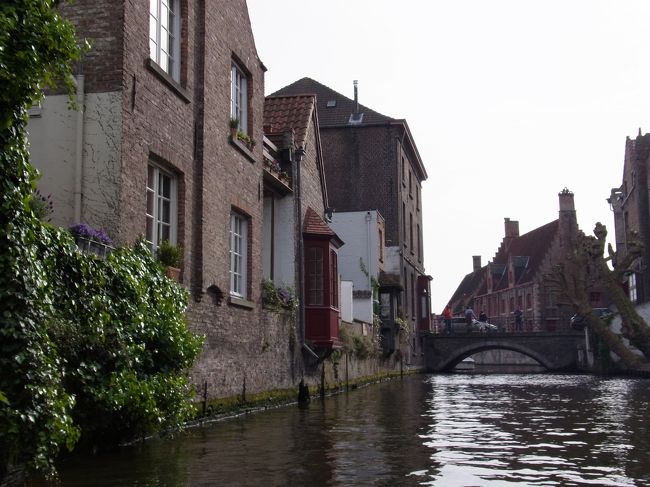 運河側に作られた窓も可愛いですよ♪