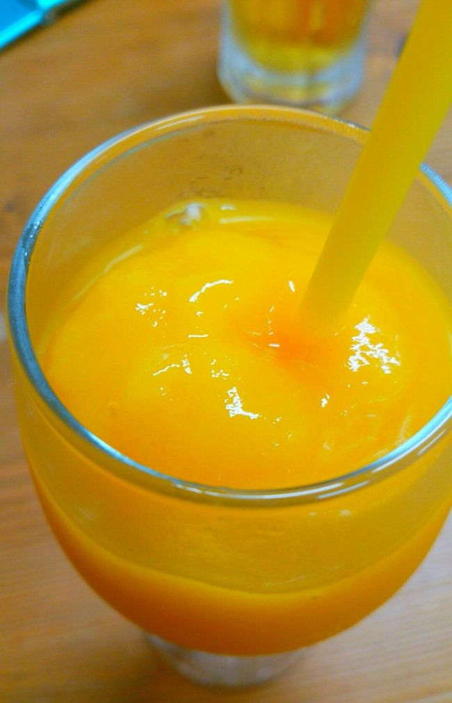 昨晩に続きマンゴージュースを頂きました。<br /><br /><br />朝からキンキンのジュースを飲んでお腹が<br />心配だったけど大丈夫だったwww<br />