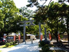 松陰神社

徒歩５分と言われてましたが、入口が端っこなので１０分くらいかかったような。
でも、そんなことはどうでもよろしい。

吉田松陰先生を語らねば・・・。