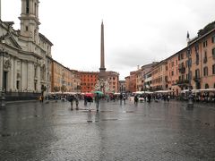 2013/05/06　ナヴォーナ広場（Piazza Navonac）

紀元前に造られた美しい芸術的な広場と言われています！！
1世紀にドミティアヌス帝が造らせたドミティアヌス競技場が元になっているそうです・・・