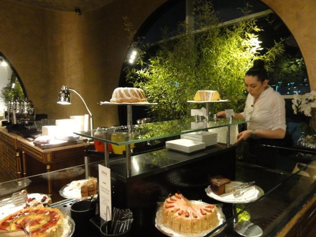 もう少し、小さくカットしてあれば良いのになぁ。<br />結局、味見もしなかった。<br />