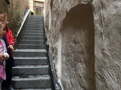 そして一番細い道に遭遇。