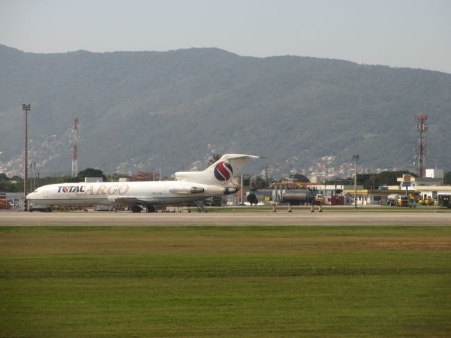 Totalはカーゴ会社<br />　B７２７なんて懐かしい機体で