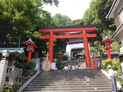 頑張って歩いて江ノ島神社に到着