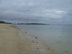 イーフビーチで泳ぐこともなく・・・。