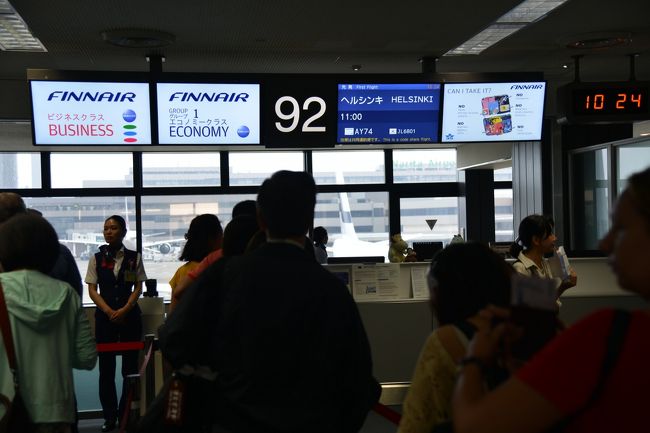 日本からバルト三国には直行便がないため、ヨーロッパのどこかのハブ空港で乗り換えることになります。フィンランド航空（ヘルシンキ経由）は地図で見ると遠回りに感じますが、実は近いんです。地球は丸いので。地球儀があれば見てみるといいと思います。ヘルシンキまでは結構直線的に行けます。<br />そこからは、どこに行くのも1時間前後です。