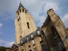 こちらはパリ最古の教会のひとつと言われている「サン・ジェルマン・デ・プレ教会」