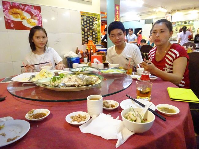 久し振りに大人数での楽しい夕食