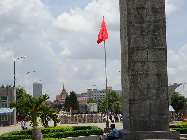 建物を抜けるとそこはベトナム<br />あっさりと入国です