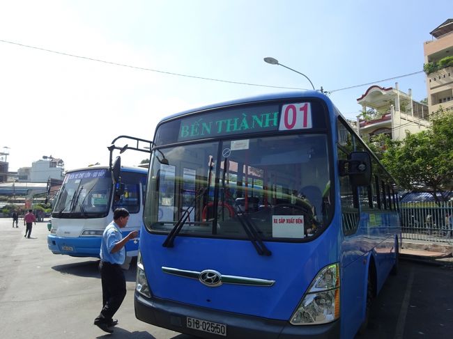 １番のバスを捕まえて・・・