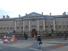 トリニティ・カレッジ正面