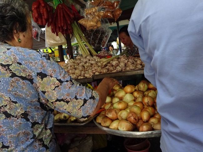 お邪魔にならないようカメラを向けます