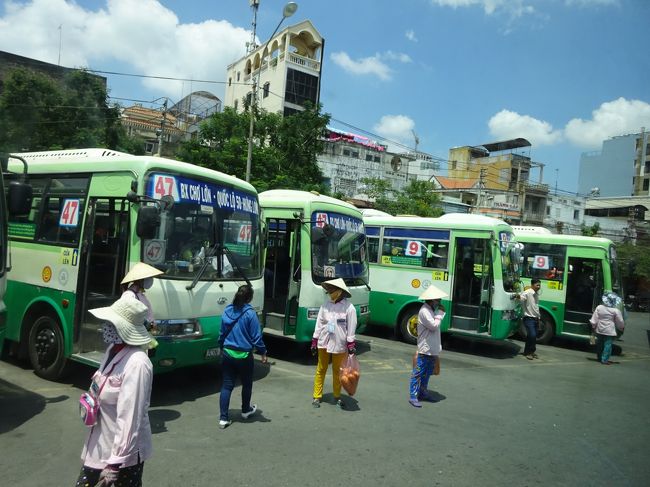 そして散策を切り上げ再びチョロンのバス<br />ターミナルへ戻ってきました
