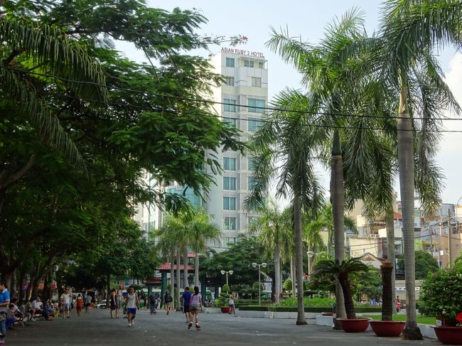 さあ何時までも見ていても仕方ありません<br />ホテルへ帰って帰国準備しよ〜