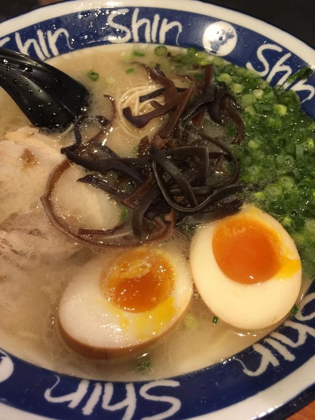 こちらがどちらかというとスープさっぱり。