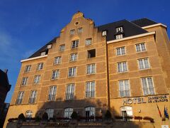 ヨーロッパの中ではエレベーター大きめです。
フロントマンもニコニコしていていい感じ。