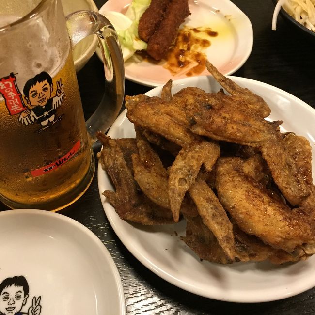 名古屋駅でウインドウショッピングののち、わざわざ泊まりにしたワケでもある<br /><br /> 世界の山ちゃん<br /><br />にて<br />飲み食いだおれーー^ ^