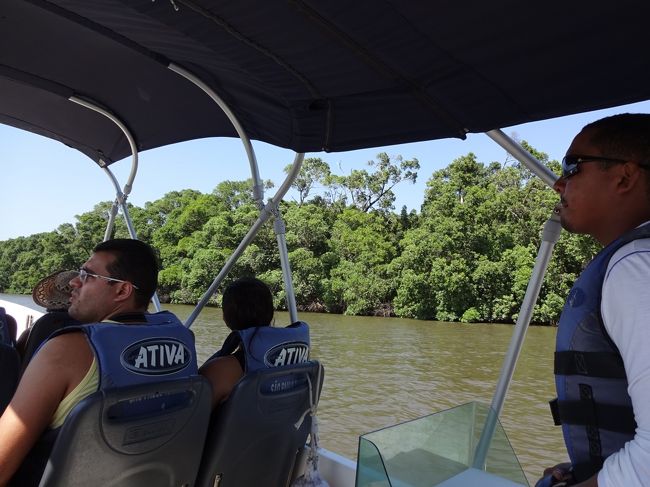 ツアー客は11人。自分以外、全員ブラジル人。当然、ガイドはポルトガル語。