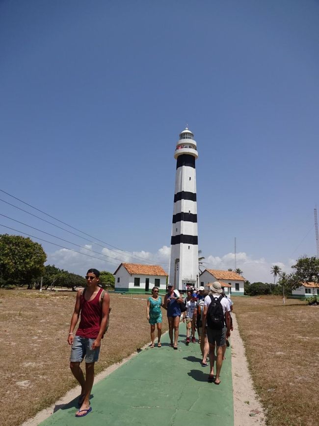 ここはマンダカルの灯台がある場所。<br />昨日、セスナから小さく見えたポイントだ。