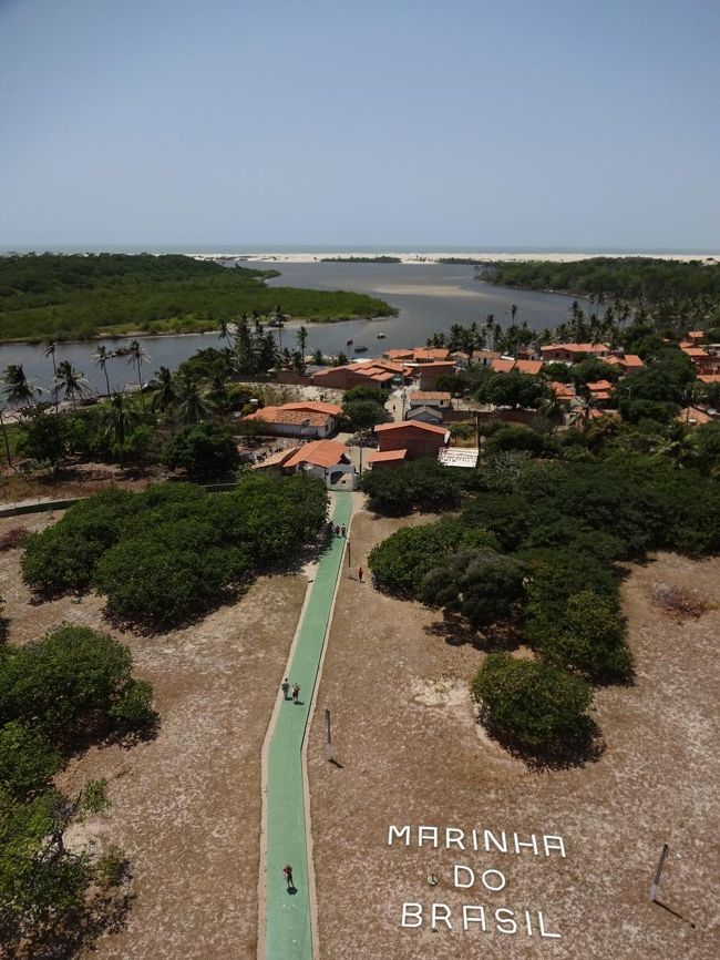 川、森、家がそれぞれ視界に入る絶妙な景色。<br />